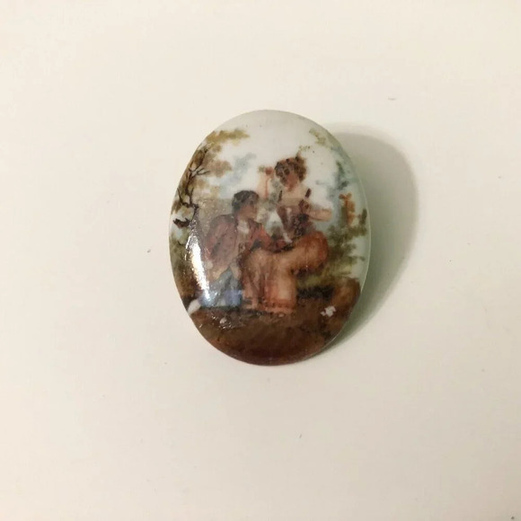 Vintage Painted Porcelain Courting Couple Oval Pin Brooch - Picture 6 of 12